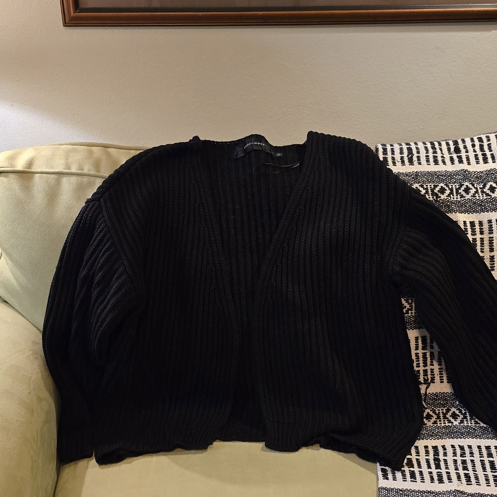 Black Chunky Cardigan